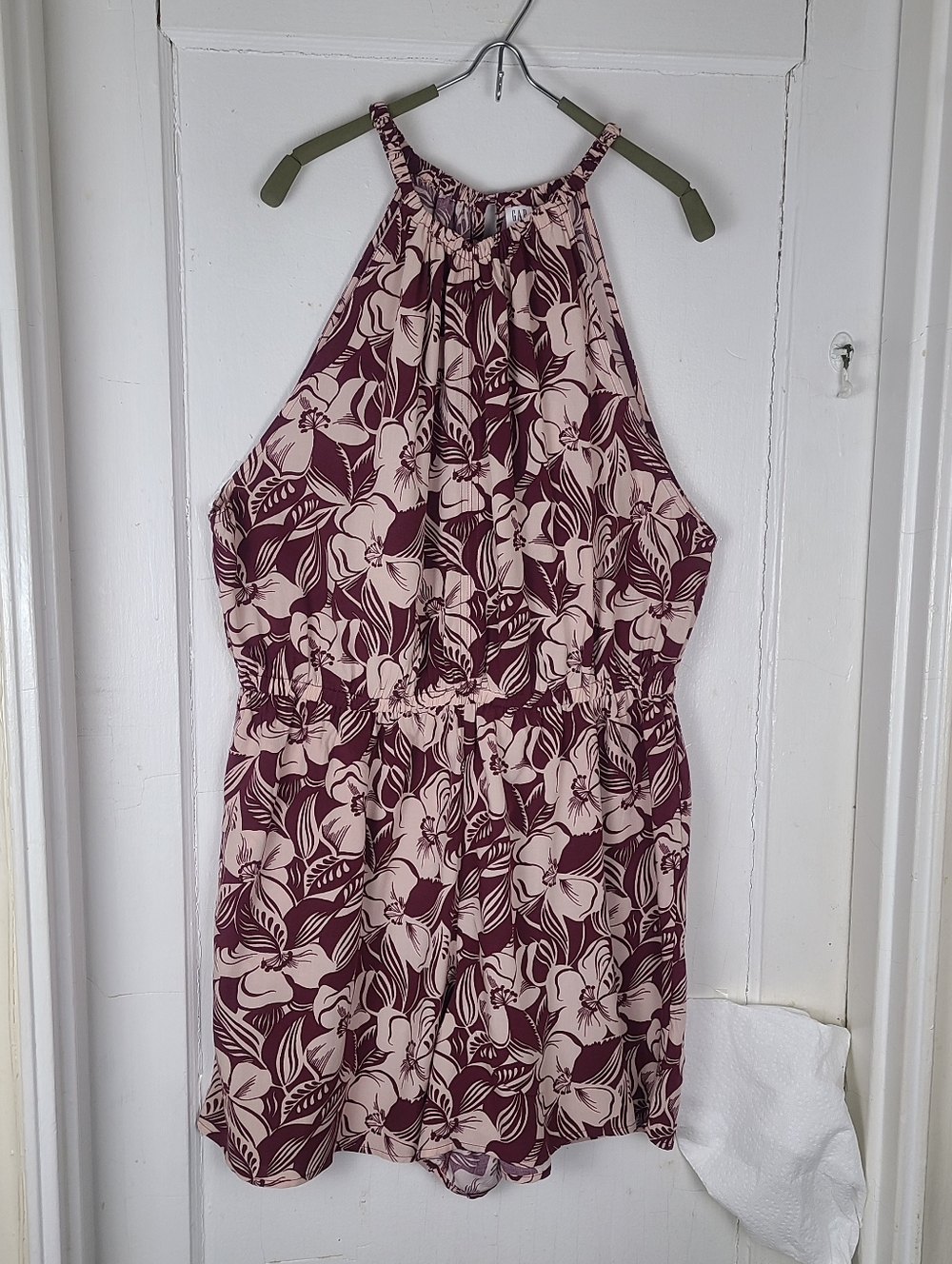 Gap Womens Purple Floral Halter Romper Rayon With Pockets Size XL.